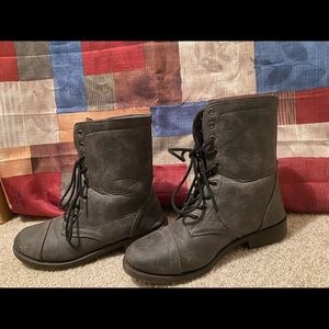 Gray rue 21 combat boots